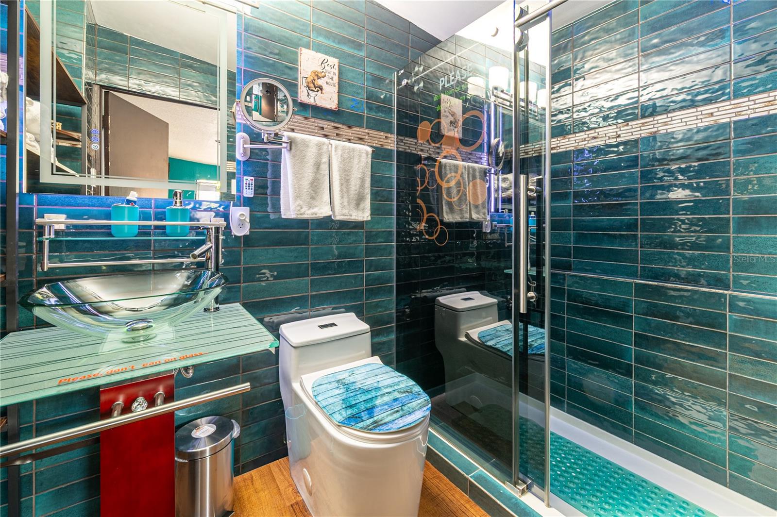 Image 15 of 36 For 7410 5th Avenue N