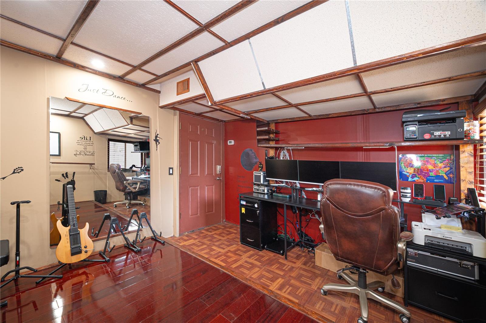 Image 27 of 36 For 7410 5th Avenue N