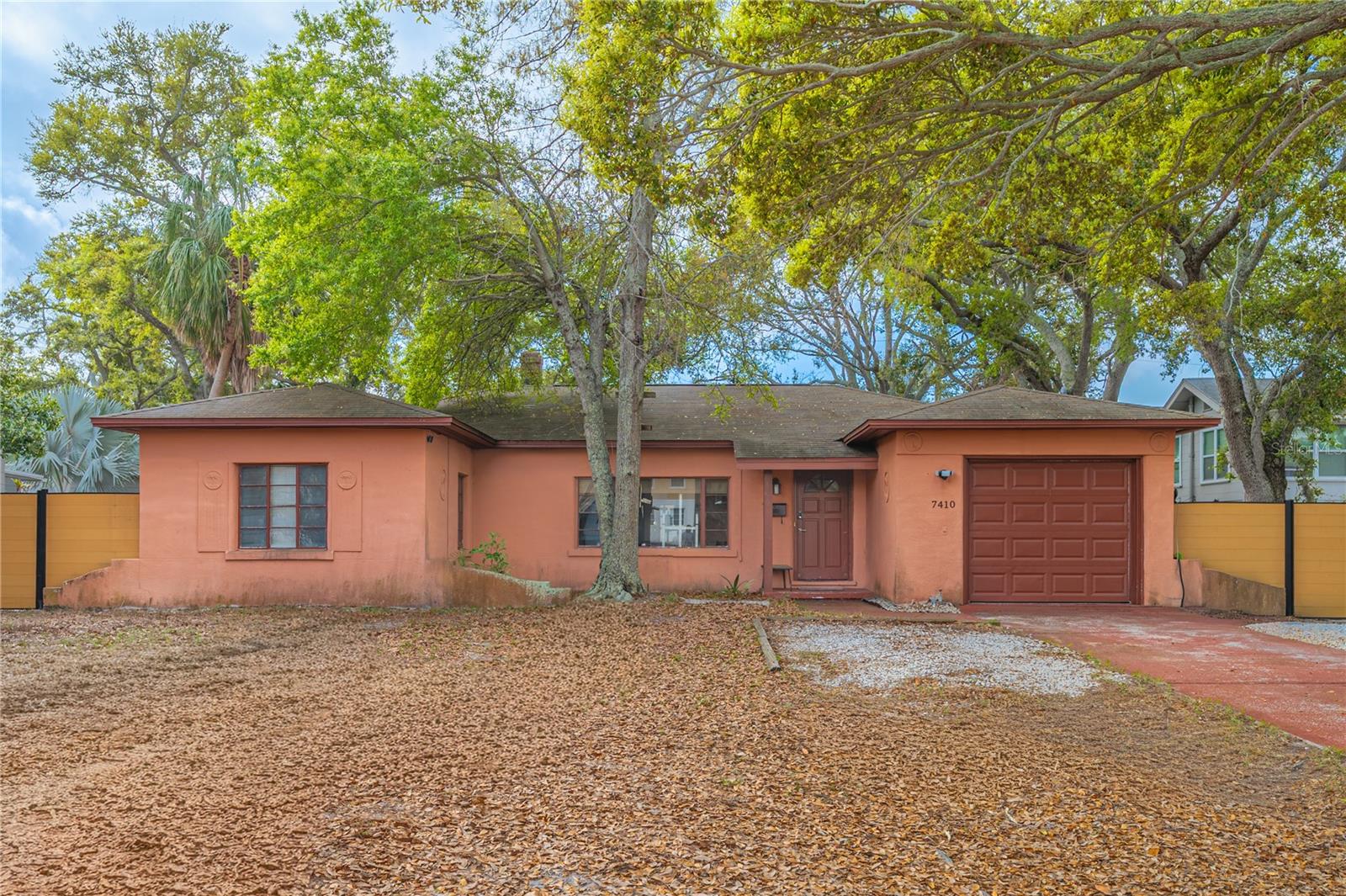 Image 3 of 36 For 7410 5th Avenue N