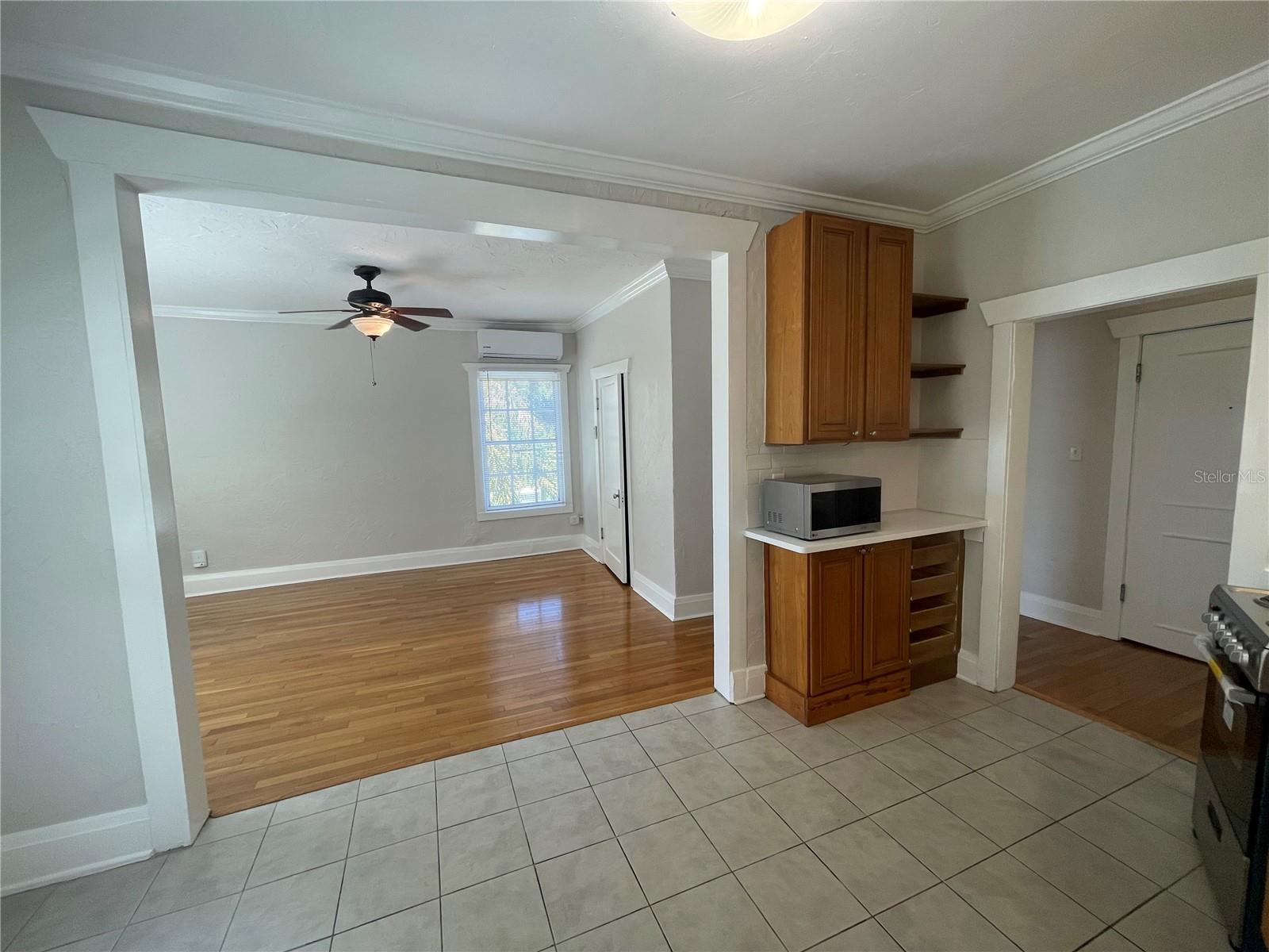 Image 14 of 47 For 2305 Texas Avenue 3