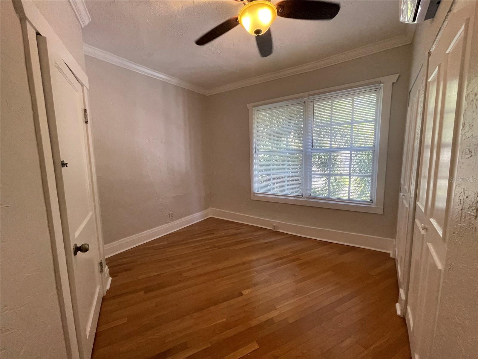 Image 20 of 47 For 2305 Texas Avenue 3