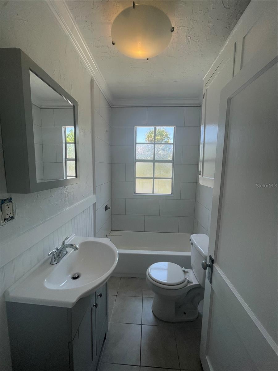 Image 26 of 47 For 2305 Texas Avenue 3