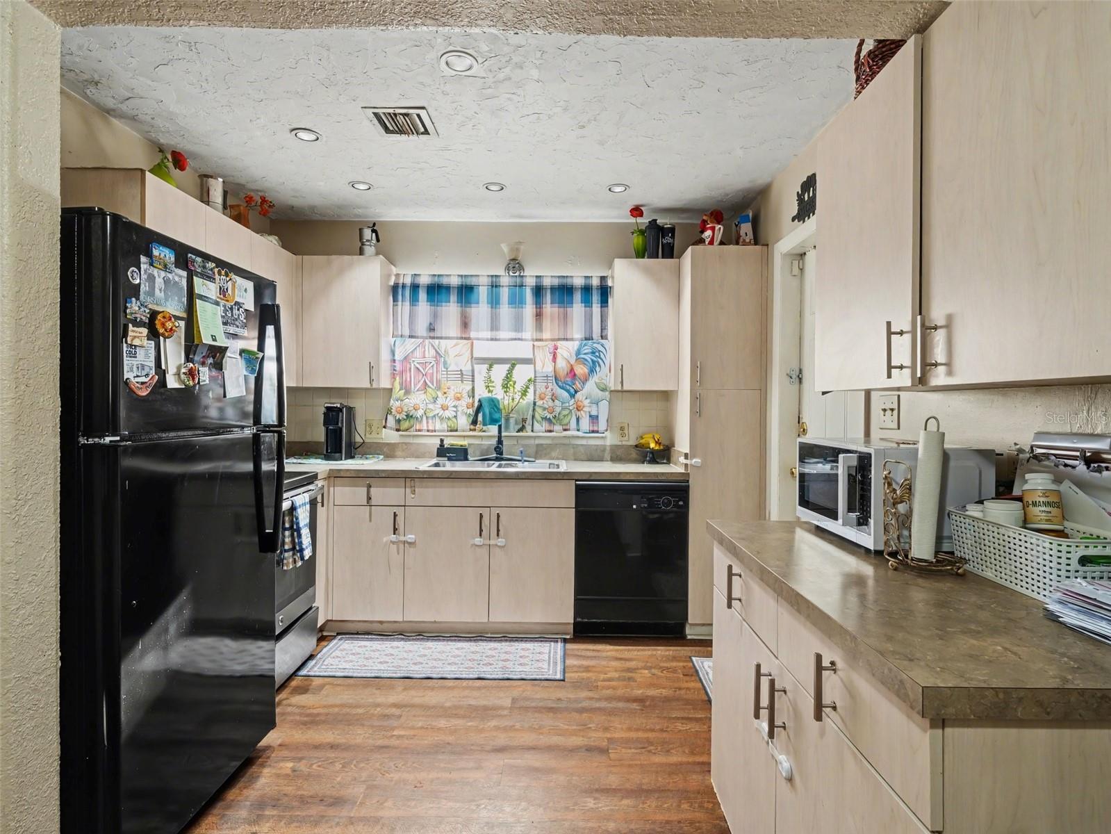 Image 10 of 24 For 2737 Jay Place 4