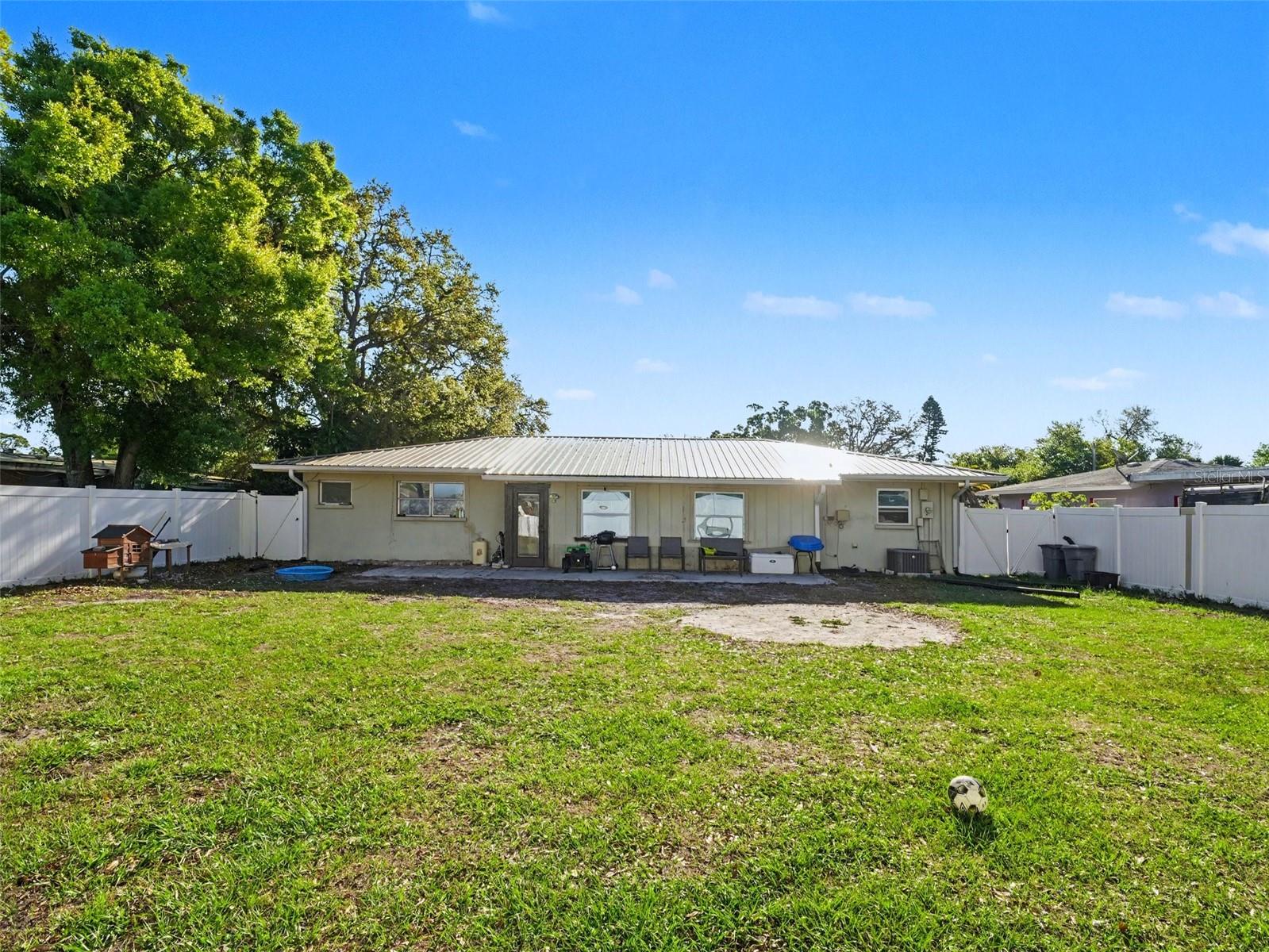 Image 23 of 24 For 2737 Jay Place 4