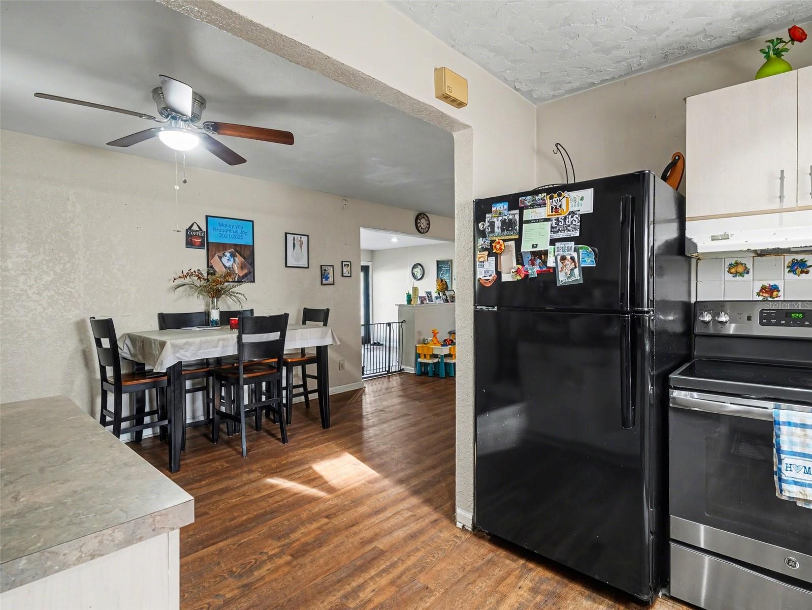 Image 3 of 24 For 2737 Jay Place 4