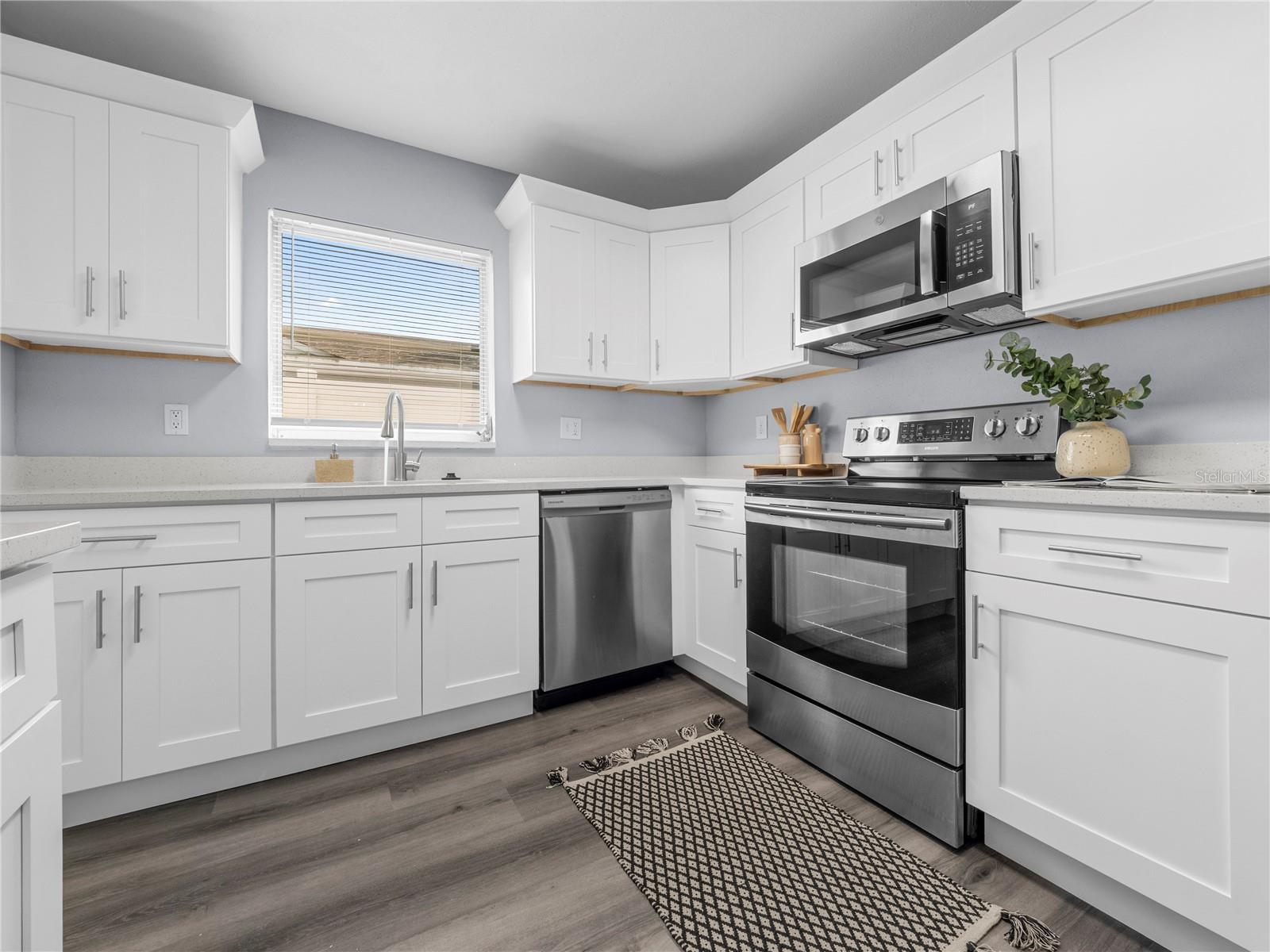 Image 10 of 34 For 10918 29th Street