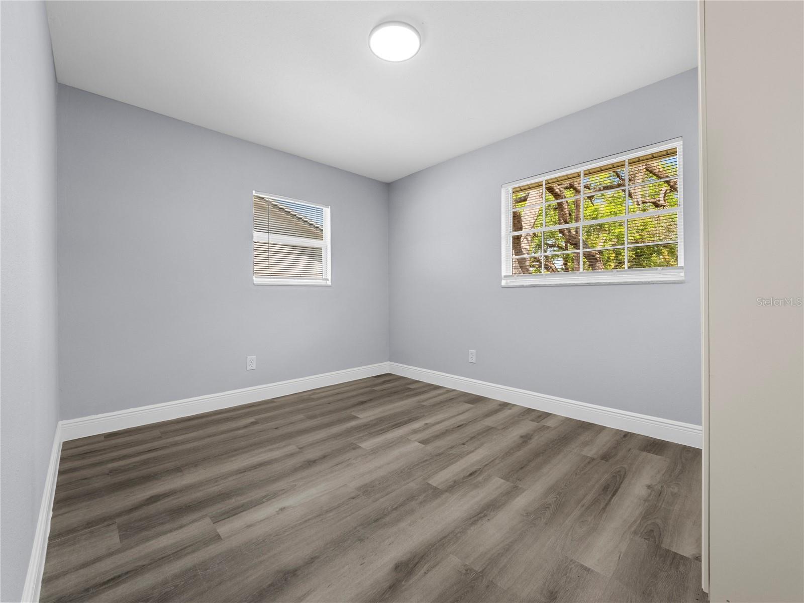 Image 21 of 34 For 10918 29th Street