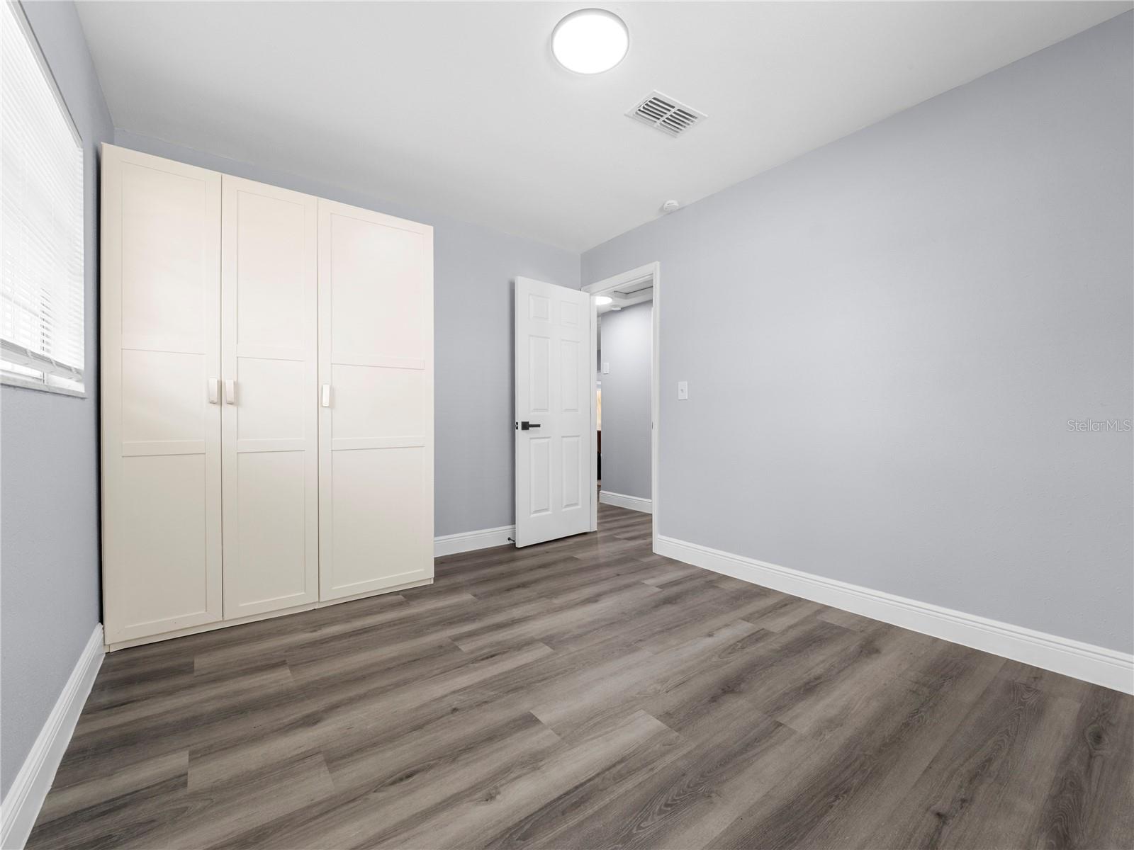 Image 22 of 34 For 10918 29th Street