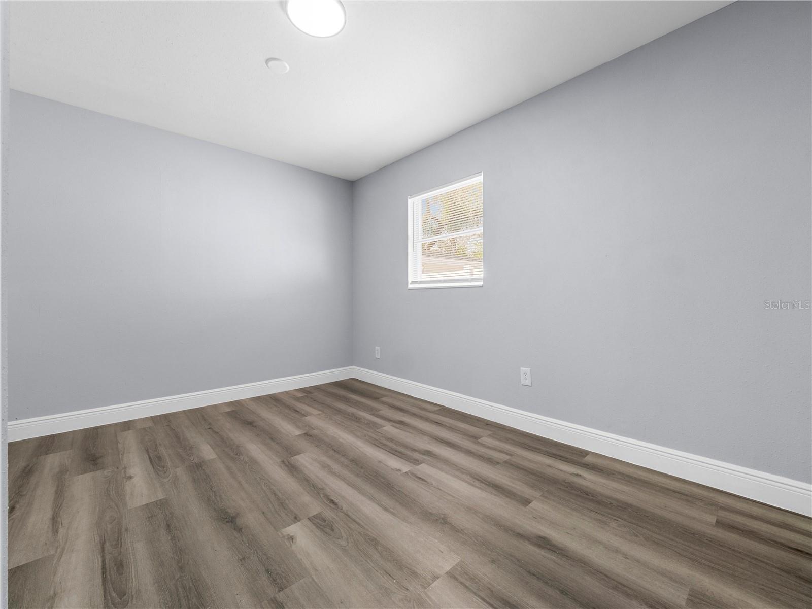 Image 23 of 34 For 10918 29th Street