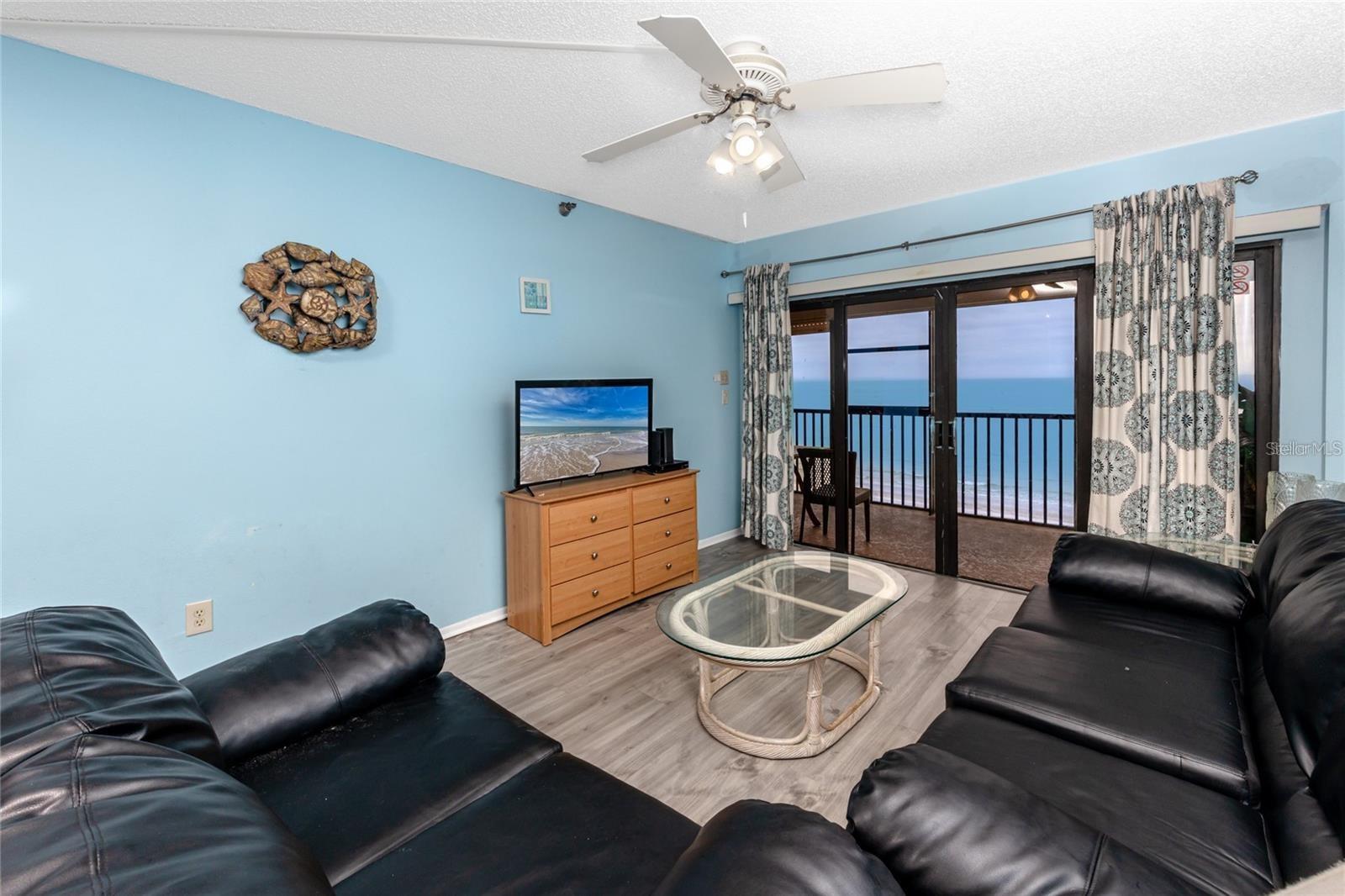 Image 10 of 23 For 13720 Gulf Boulevard 503