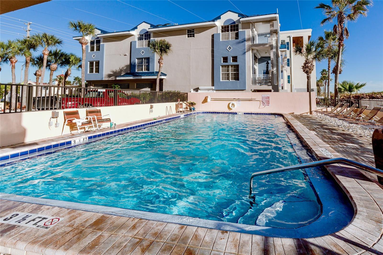 Image 2 of 23 For 13720 Gulf Boulevard 503