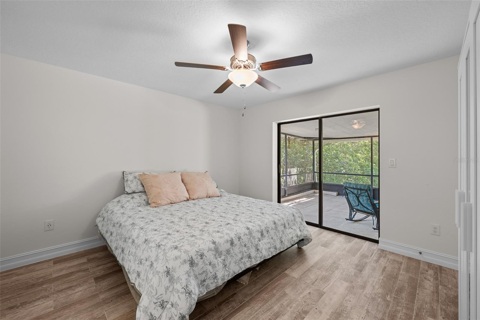 Image 14 of 40 For 21823 Shamu Drive