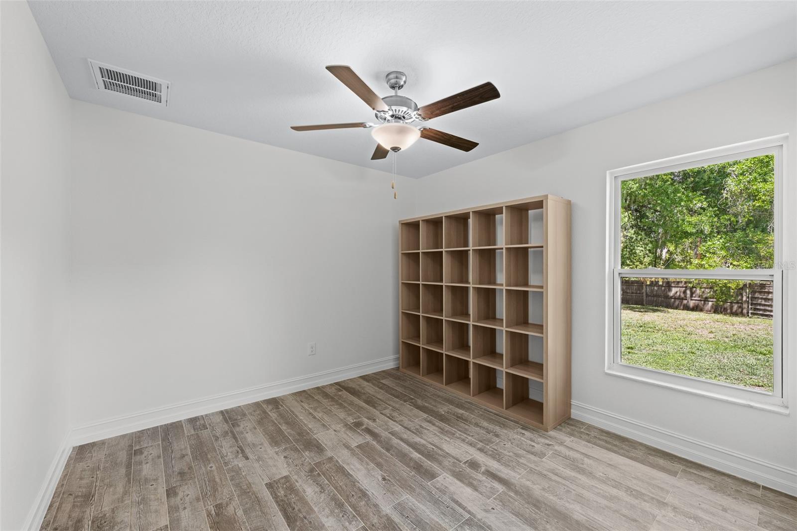 Image 20 of 40 For 21823 Shamu Drive