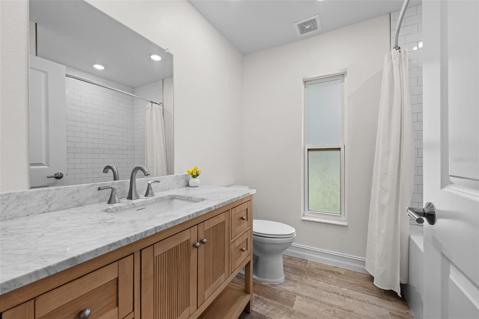 Image 24 of 40 For 21823 Shamu Drive