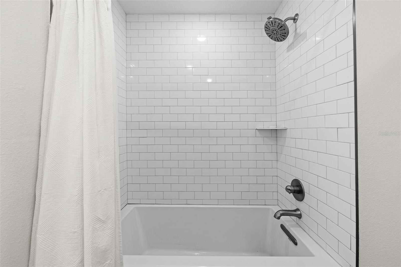 Image 25 of 40 For 21823 Shamu Drive