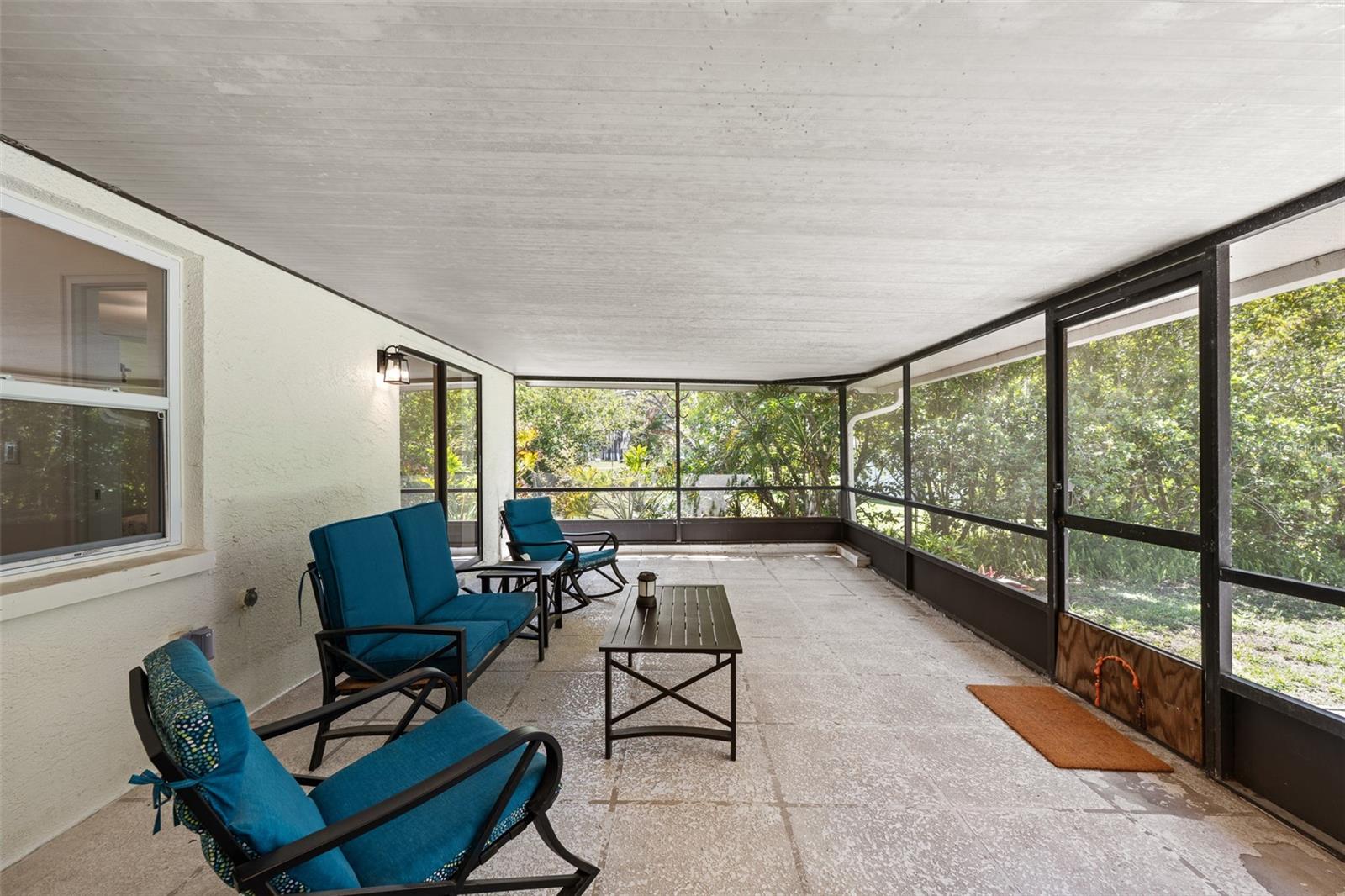 Image 27 of 40 For 21823 Shamu Drive