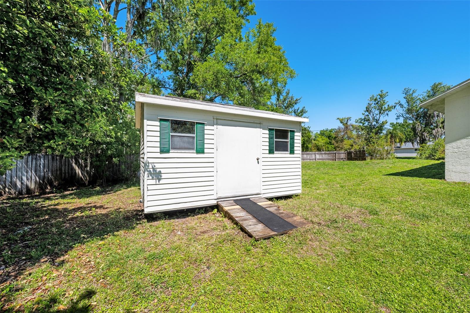 Image 34 of 40 For 21823 Shamu Drive