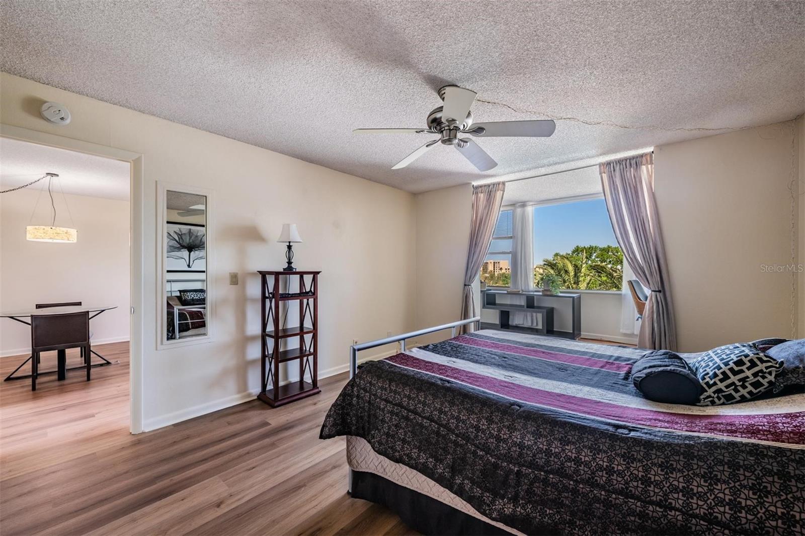 Image 14 of 44 For 2621 Cove Cay Drive 606