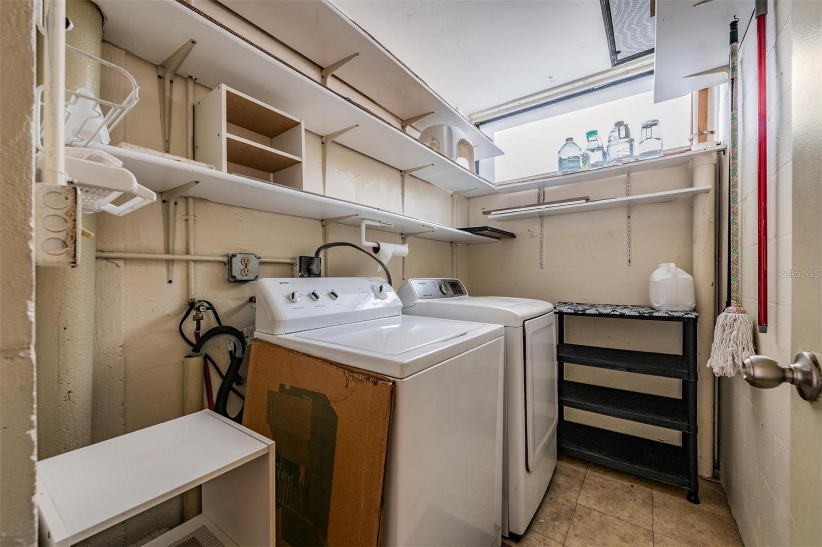 Image 20 of 44 For 2621 Cove Cay Drive 606