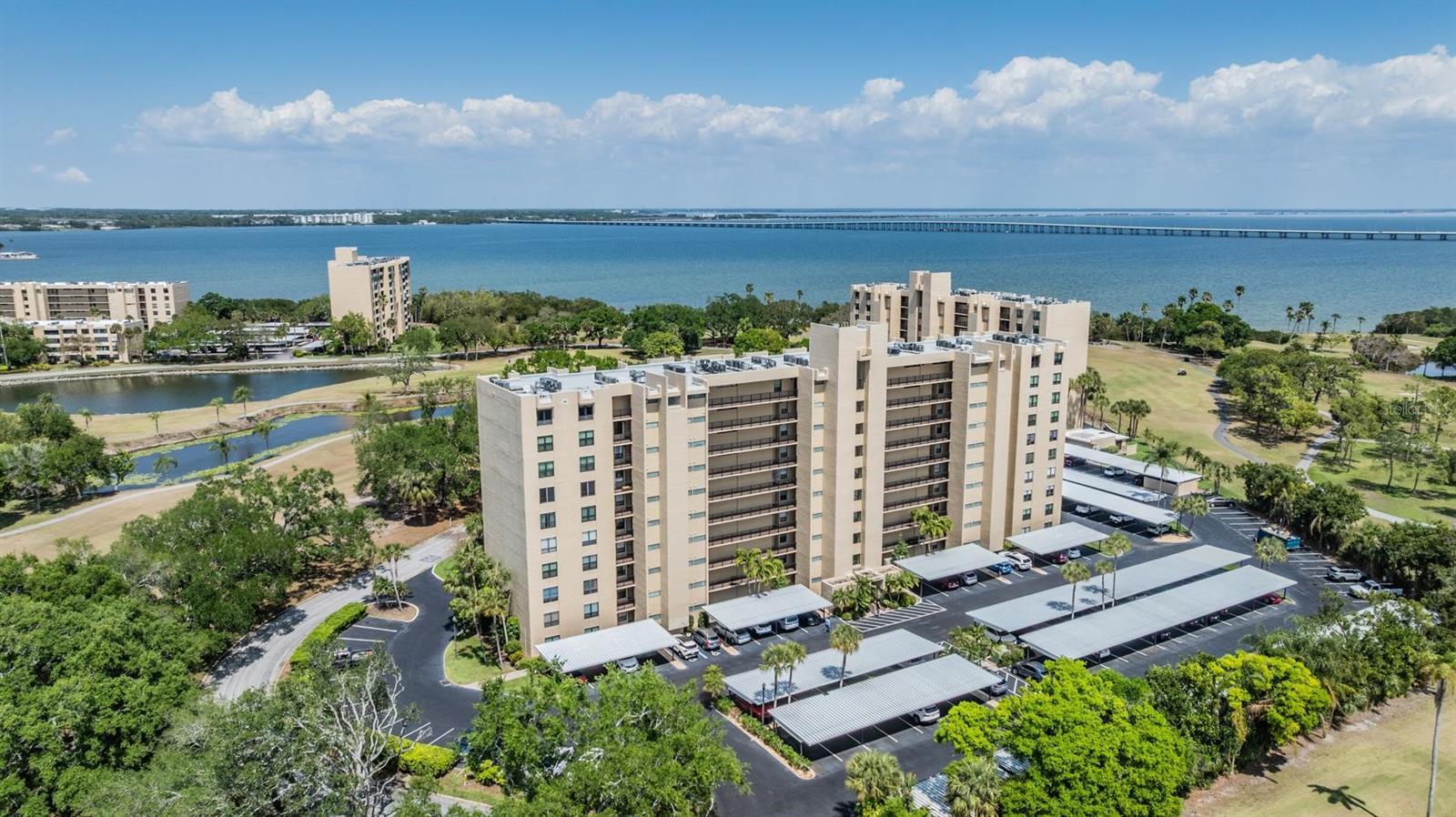 Image 24 of 44 For 2621 Cove Cay Drive 606