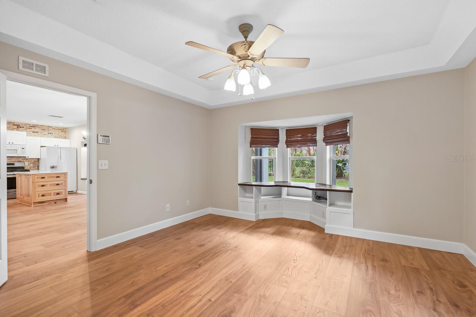 Image 15 of 38 For 6122 Gannetdale Drive