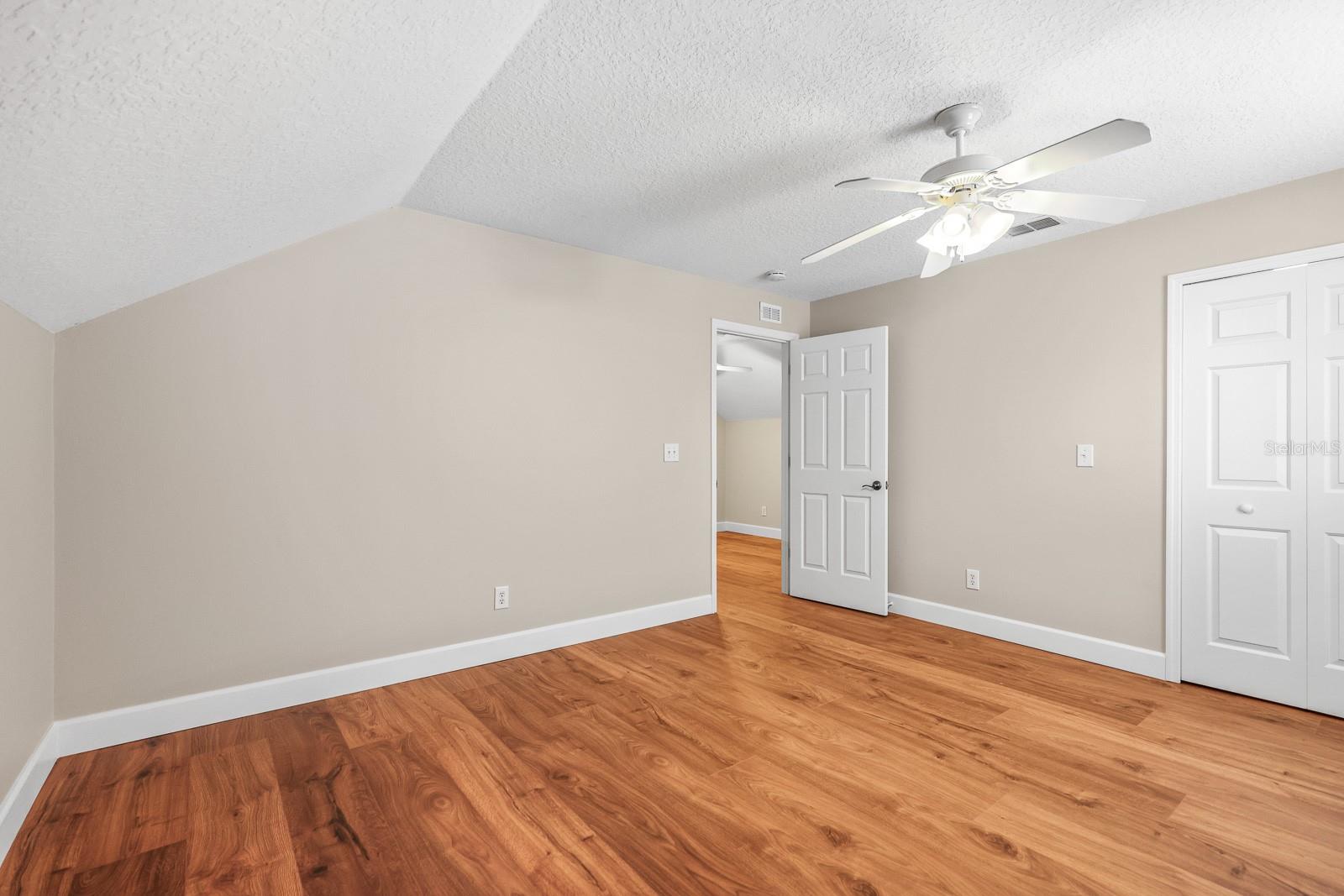 Image 20 of 38 For 6122 Gannetdale Drive