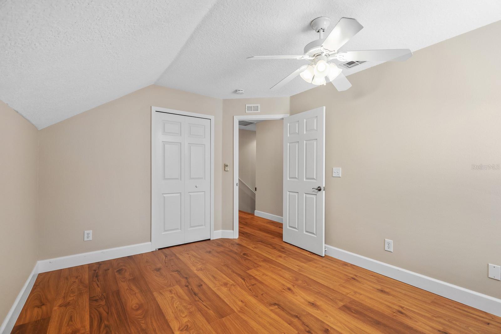 Image 23 of 38 For 6122 Gannetdale Drive