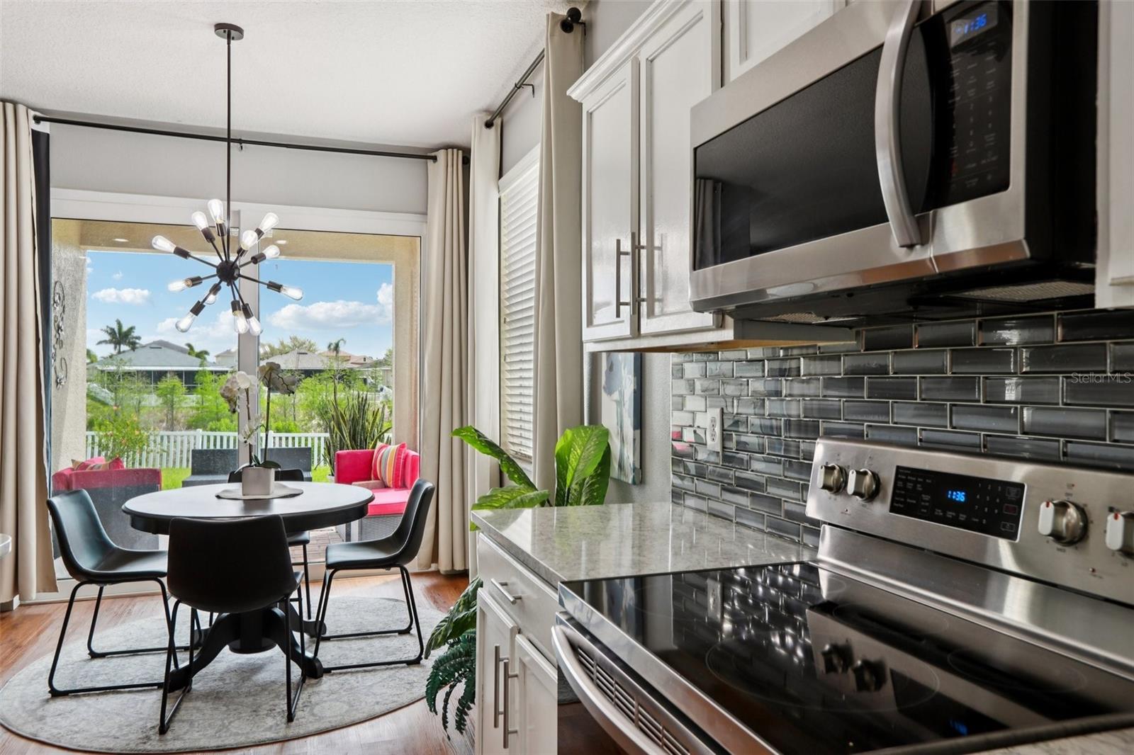 Image 22 of 92 For 537 Vista Ridge Drive