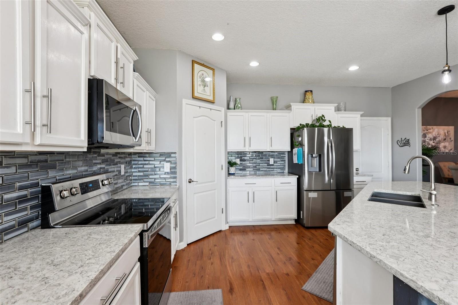 Image 29 of 92 For 537 Vista Ridge Drive