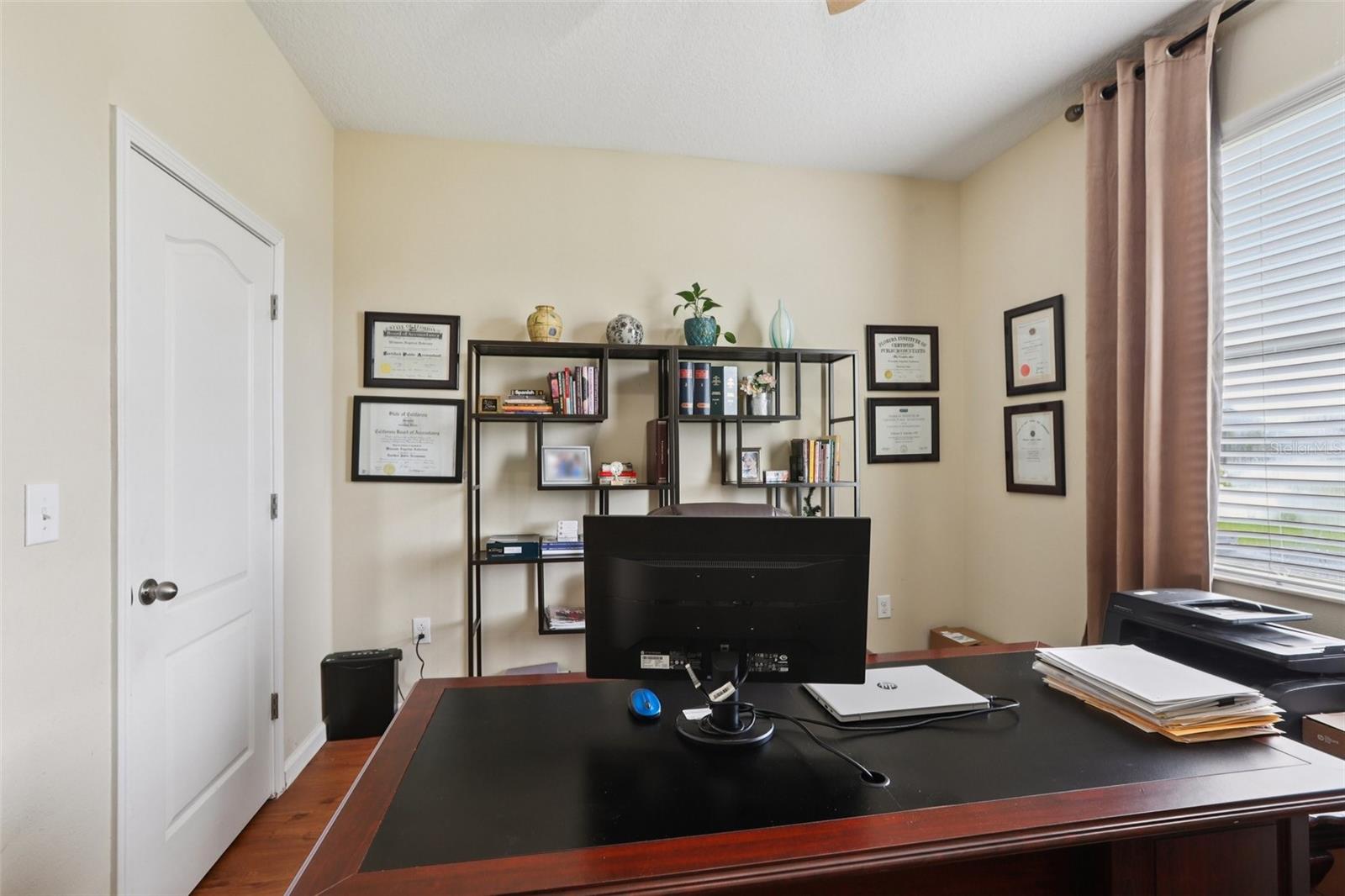 Image 35 of 92 For 537 Vista Ridge Drive