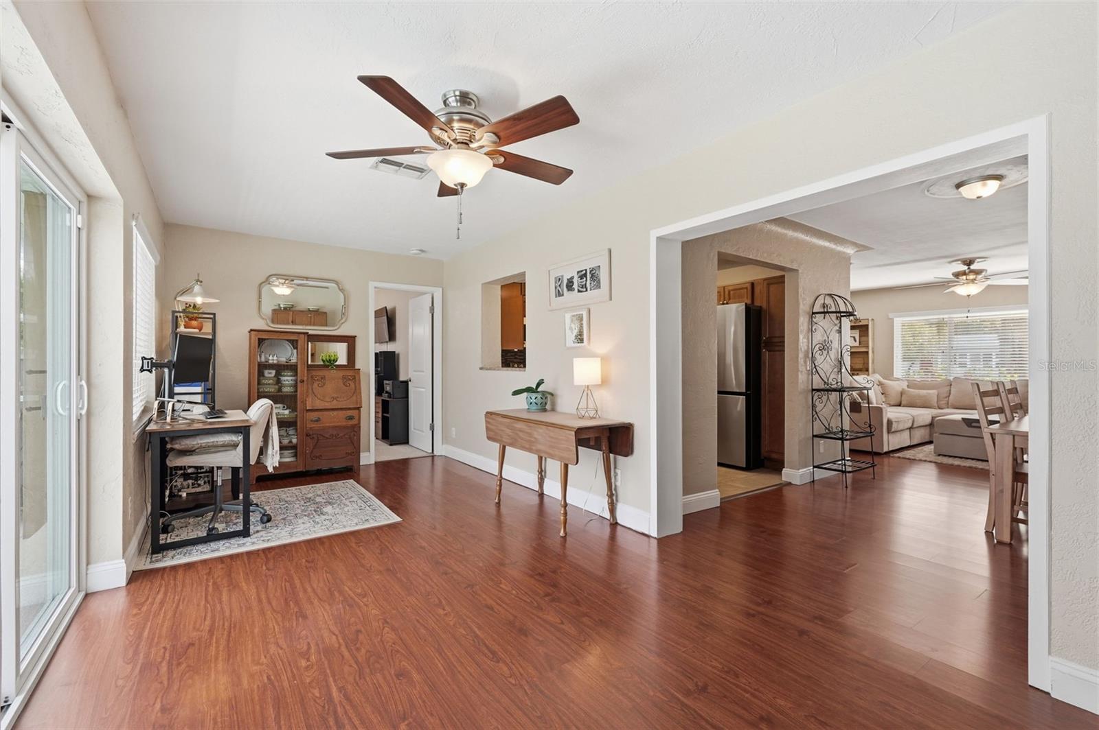 Image 12 of 33 For 5665 34th Avenue N