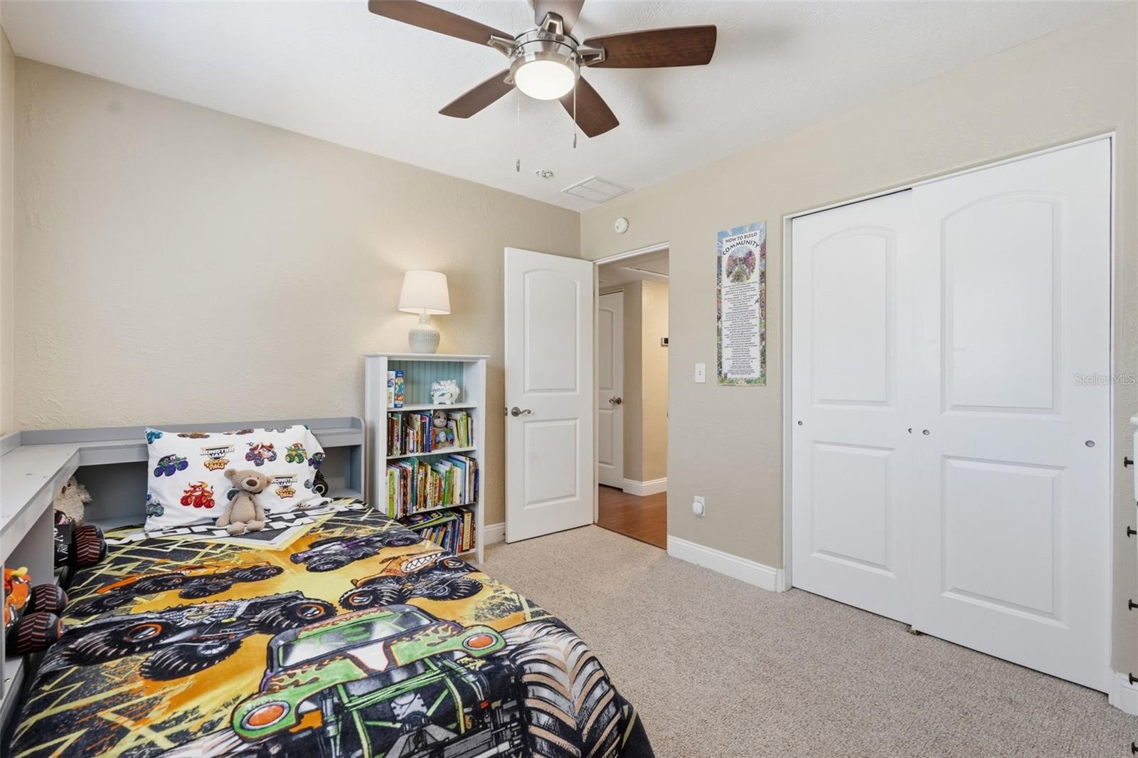 Image 19 of 33 For 5665 34th Avenue N