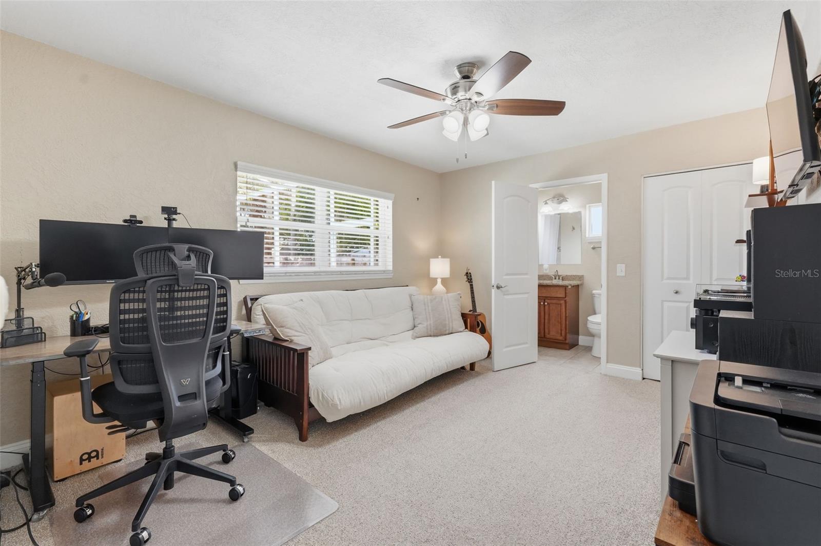 Image 21 of 33 For 5665 34th Avenue N