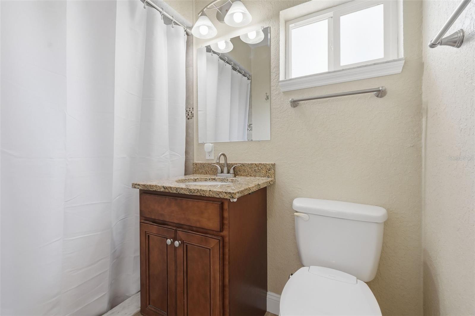 Image 23 of 33 For 5665 34th Avenue N