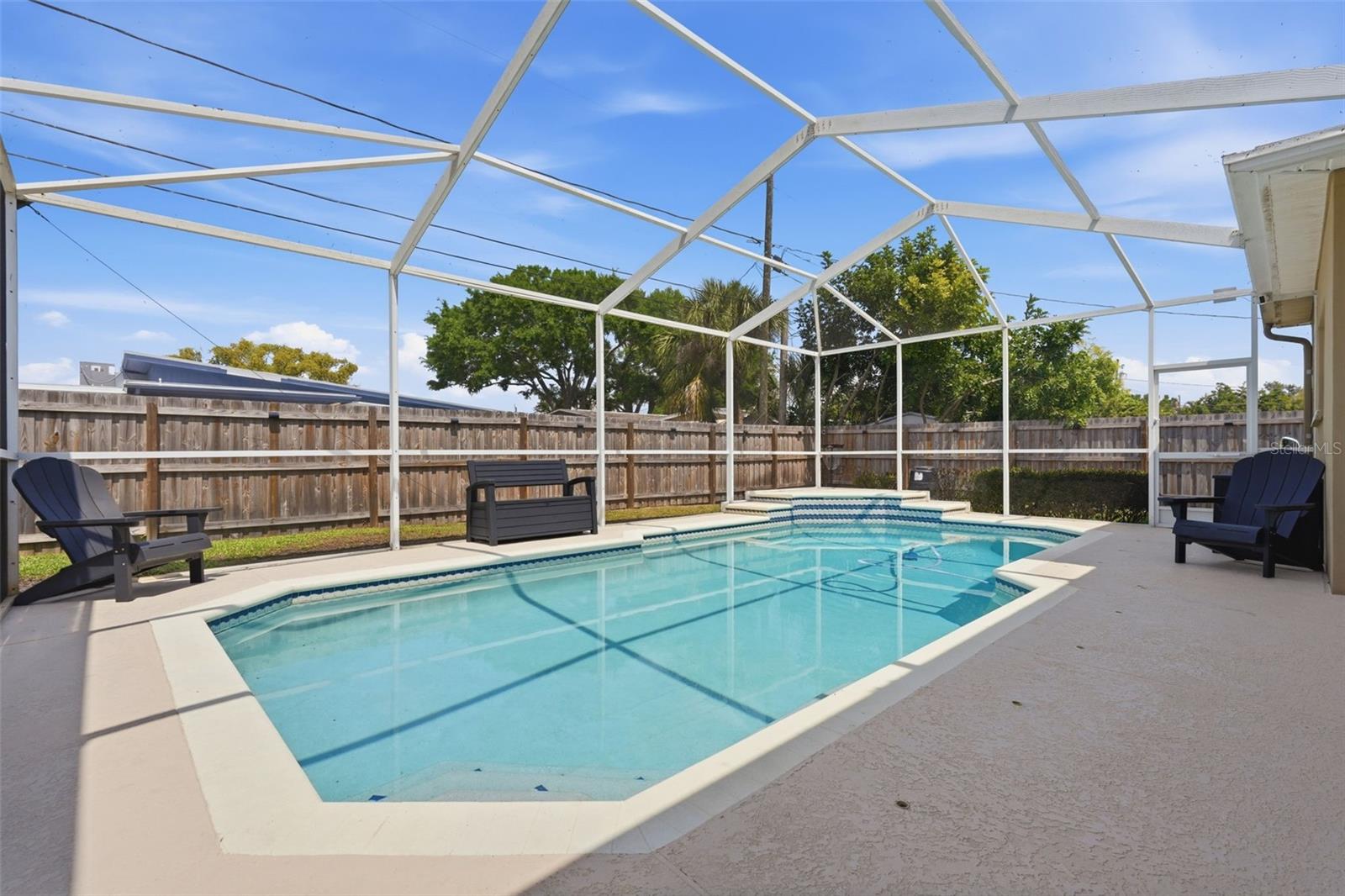 Image 25 of 33 For 5665 34th Avenue N