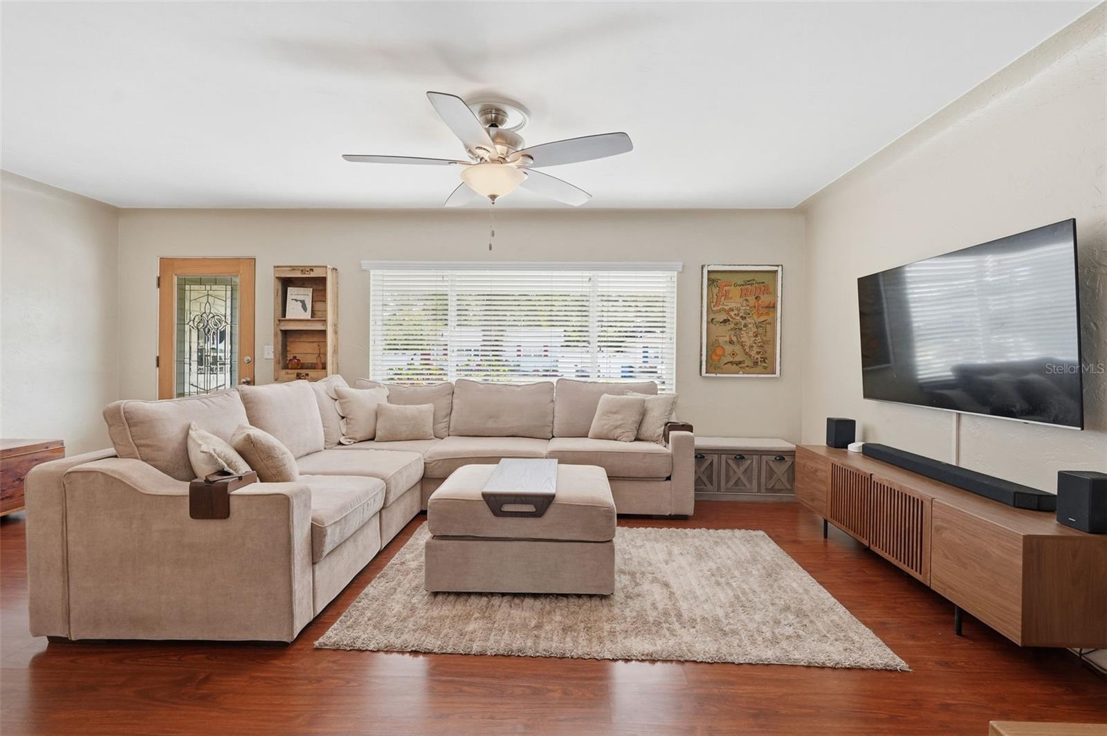 Image 3 of 33 For 5665 34th Avenue N