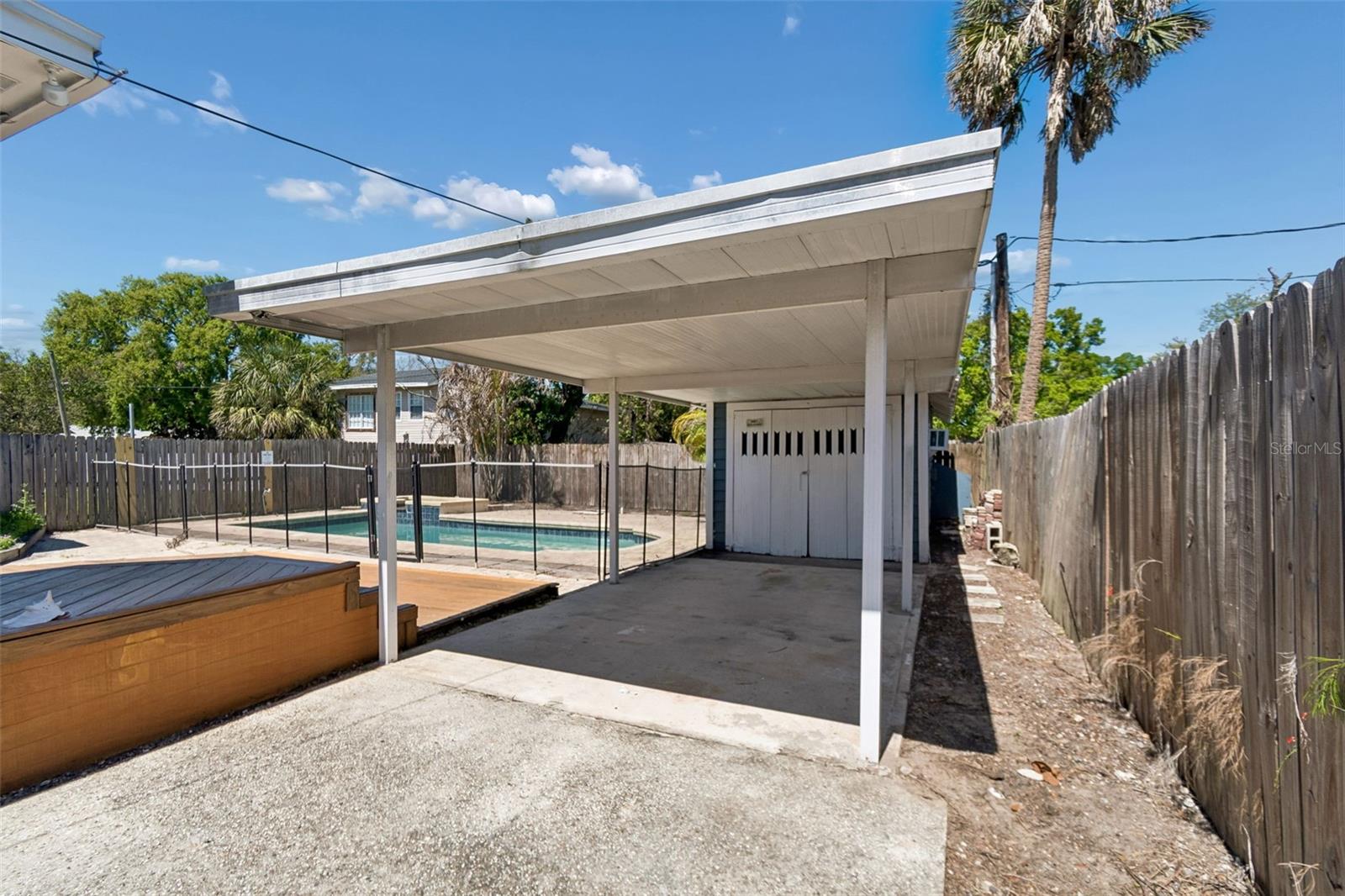 Image 15 of 25 For 310 Paris Street