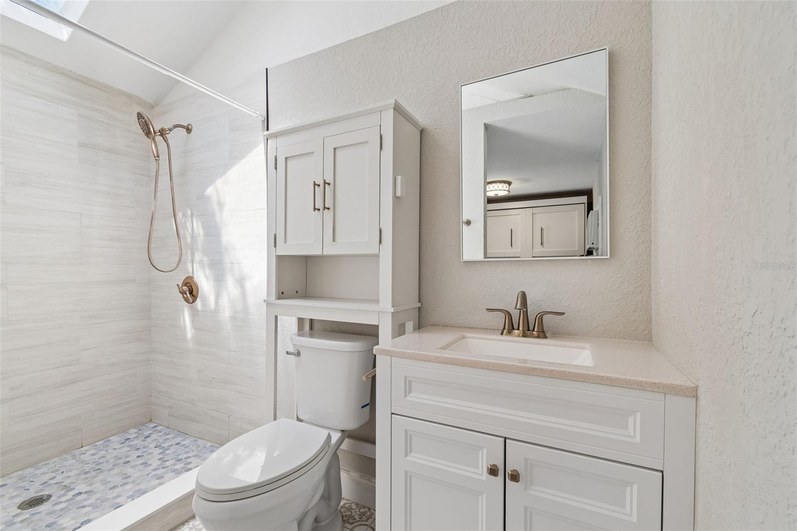 Image 25 of 25 For 310 Paris Street