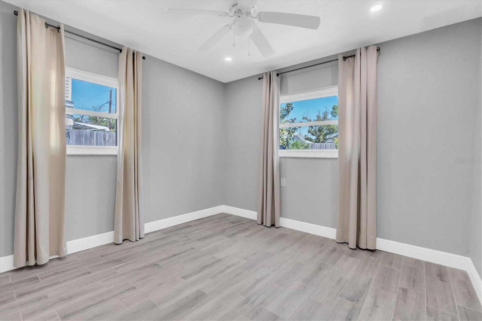 Image 27 of 44 For 5619 Denver Street Ne