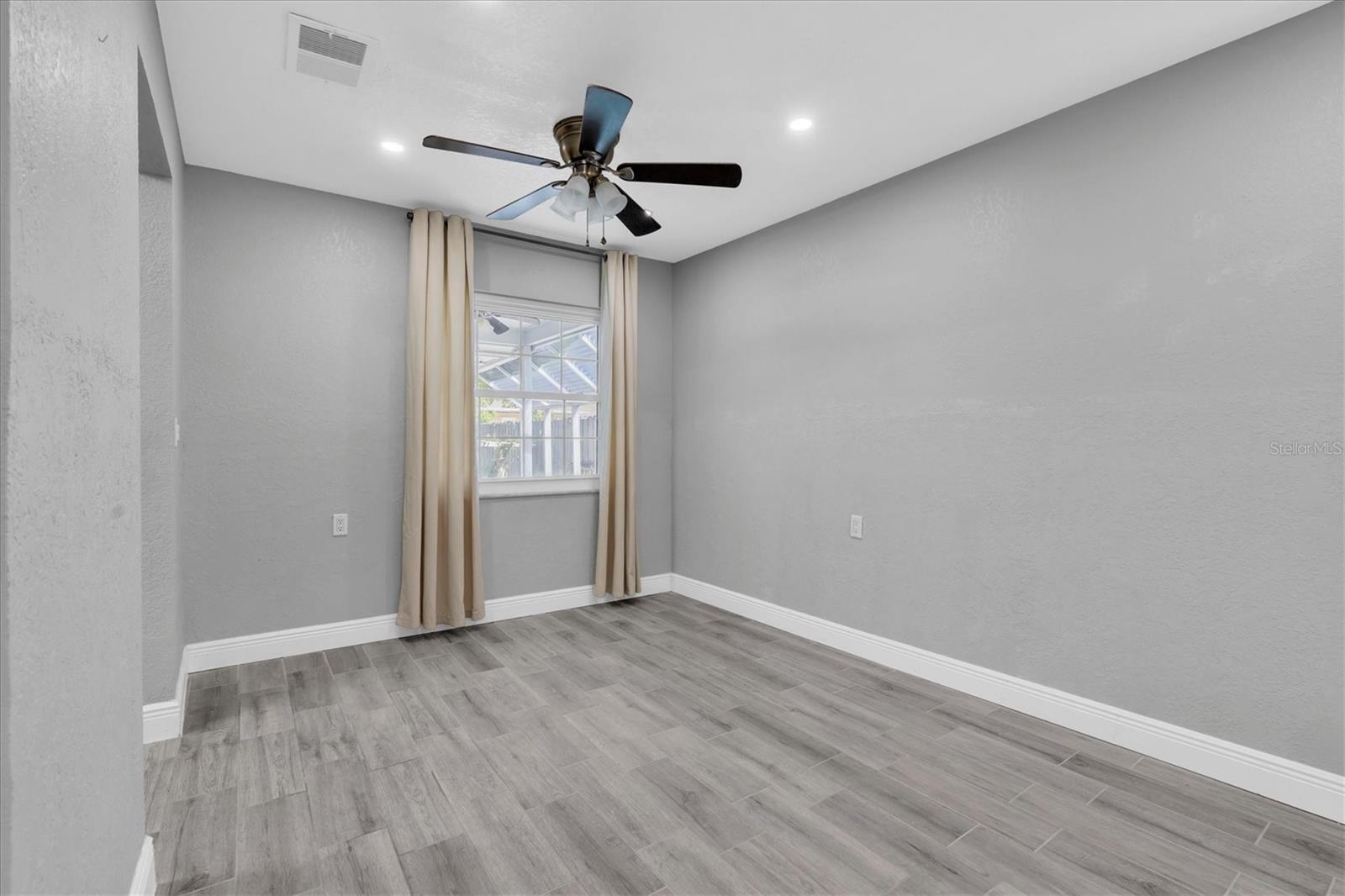 Image 30 of 44 For 5619 Denver Street Ne