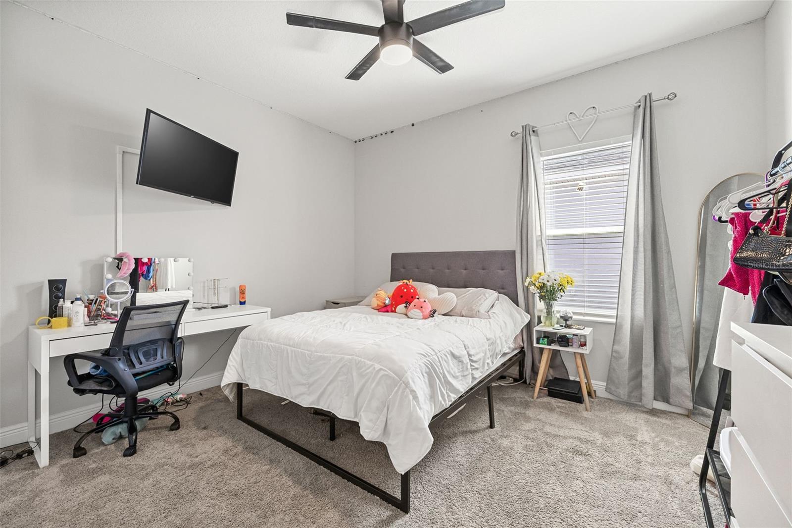 Listing photo id 31 for 5540 Del Coronado Drive