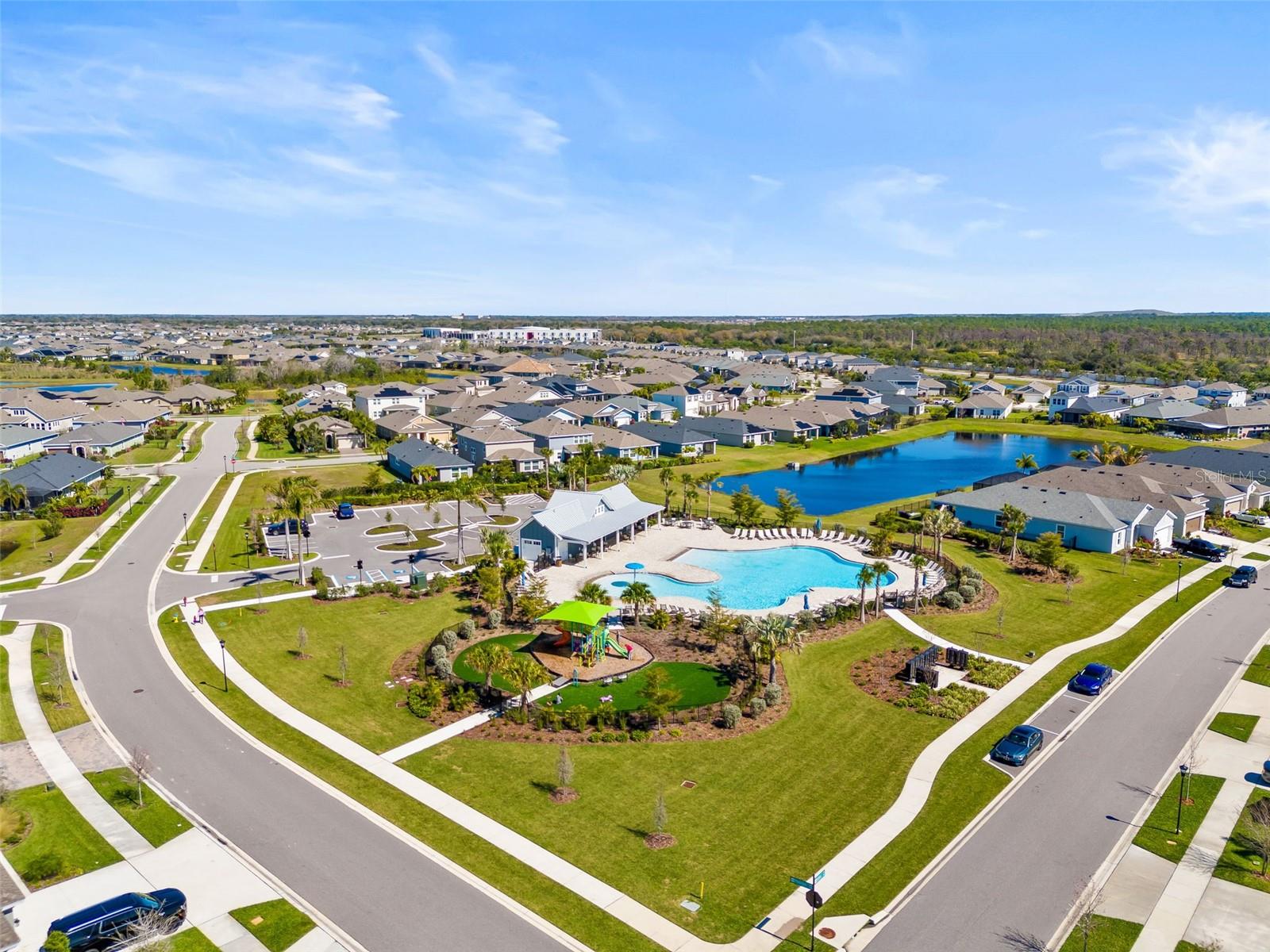 Listing photo id 48 for 5540 Del Coronado Drive