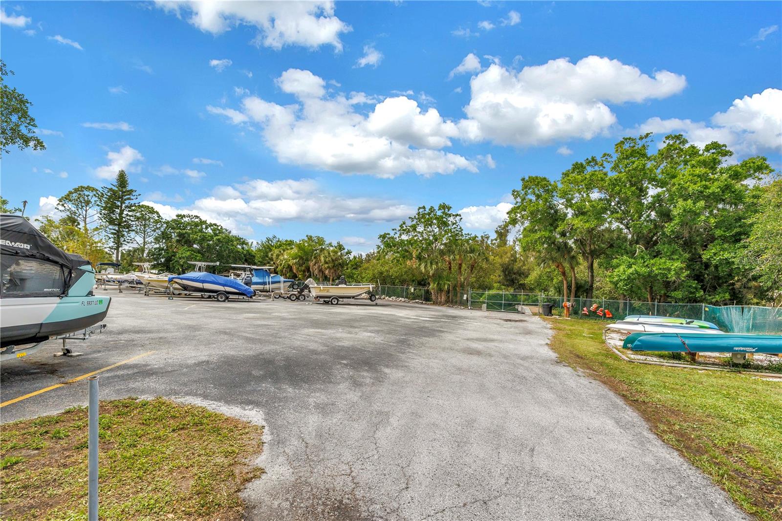 Image 35 of 42 For 992 San Carlos Court Ne