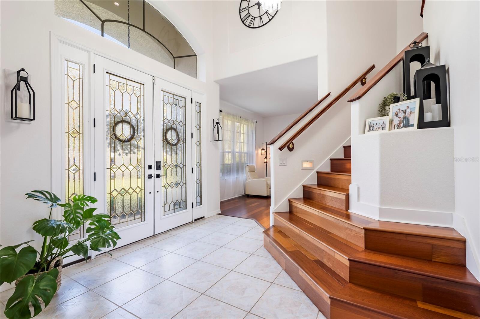 Image 10 of 55 For 212 Excalibur Court