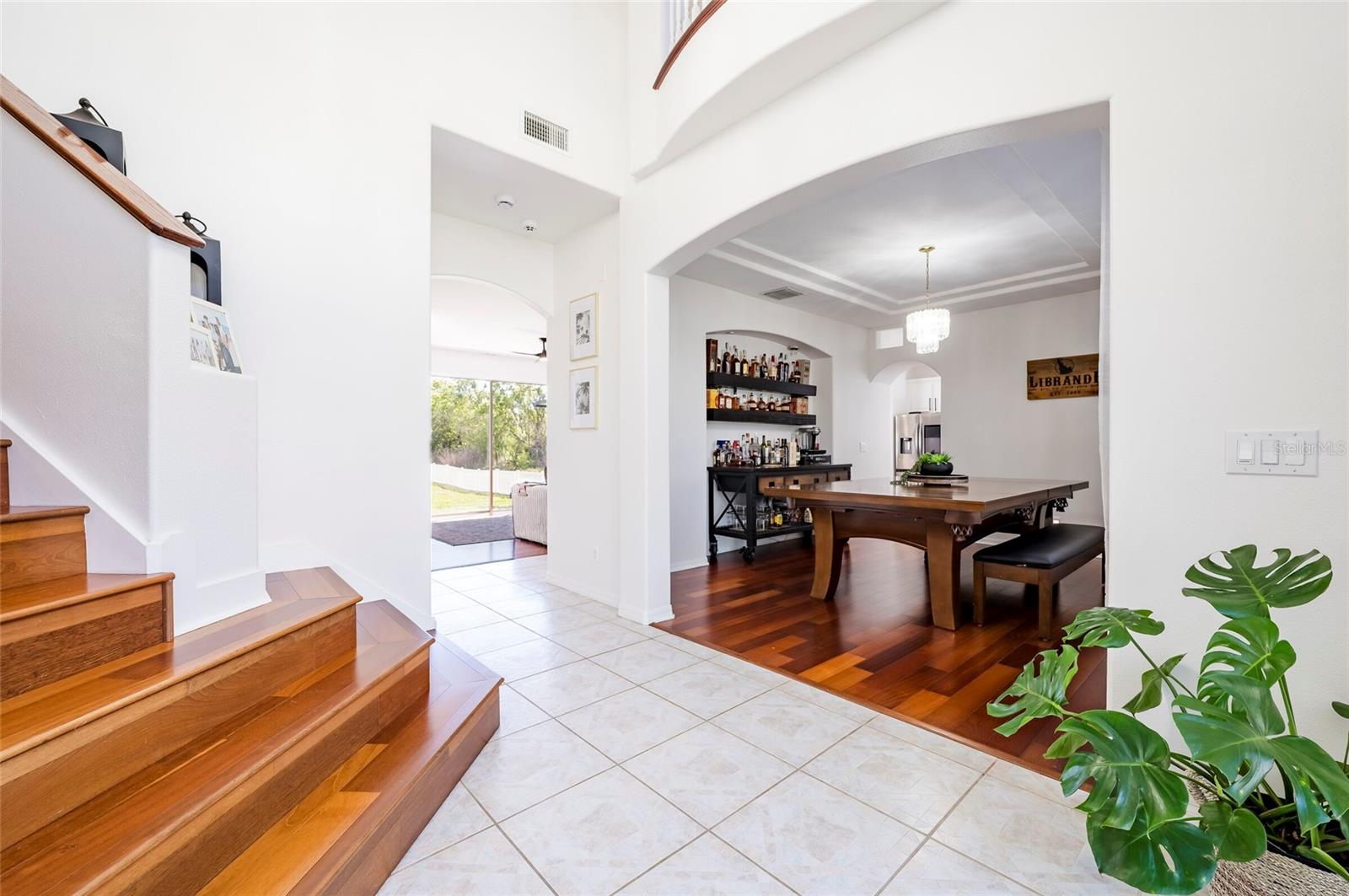 Image 11 of 55 For 212 Excalibur Court