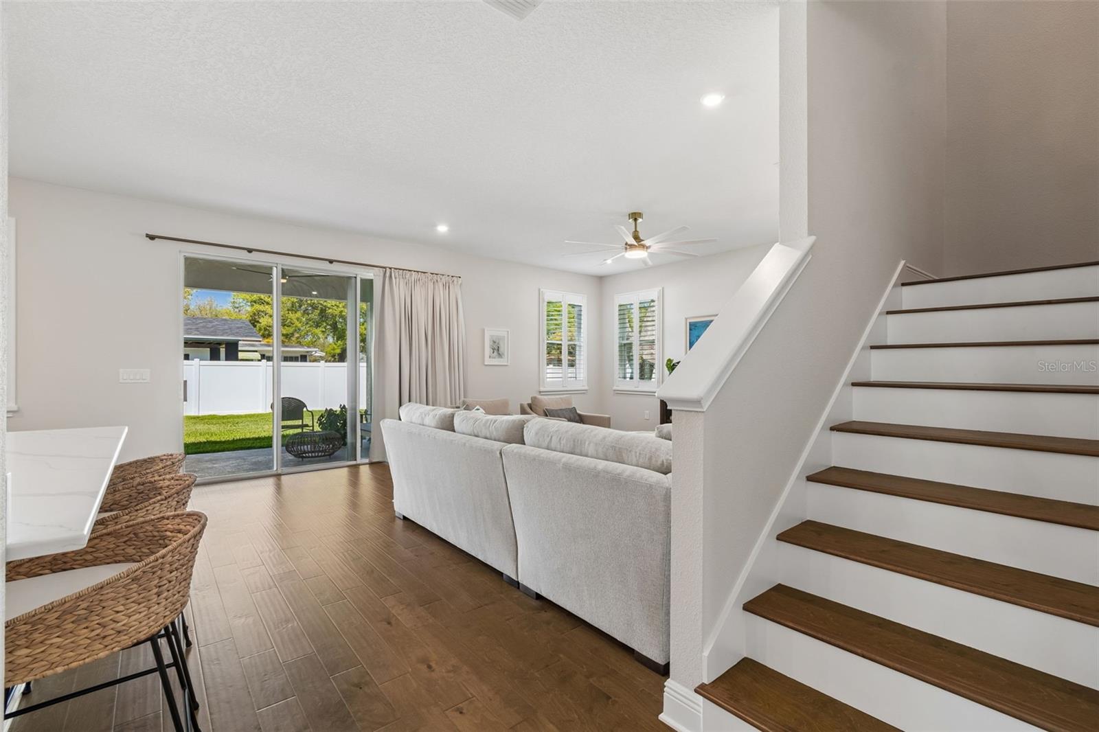 Image 17 of 61 For 3401 Pearl Ave