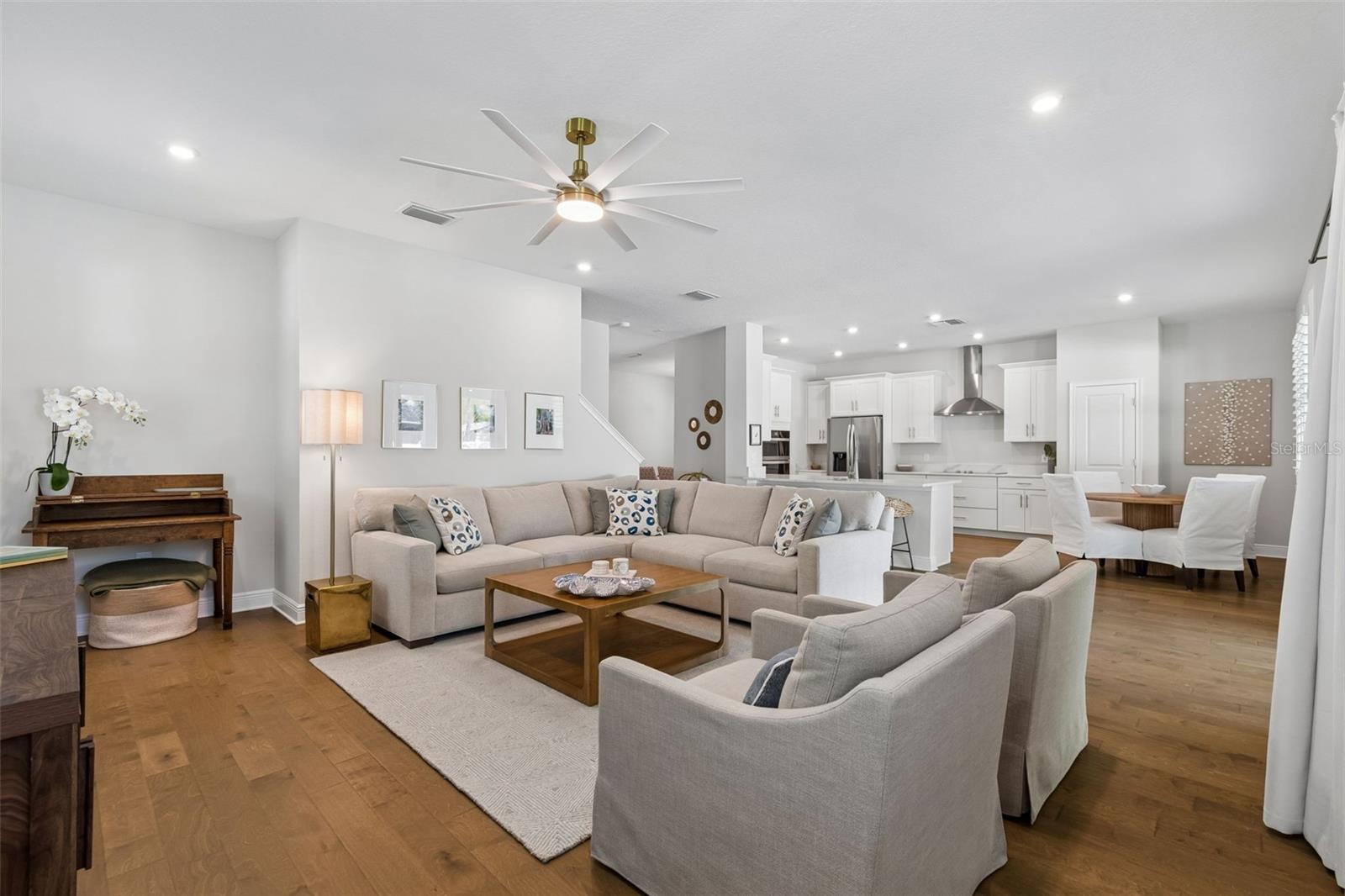 Image 30 of 61 For 3401 Pearl Ave