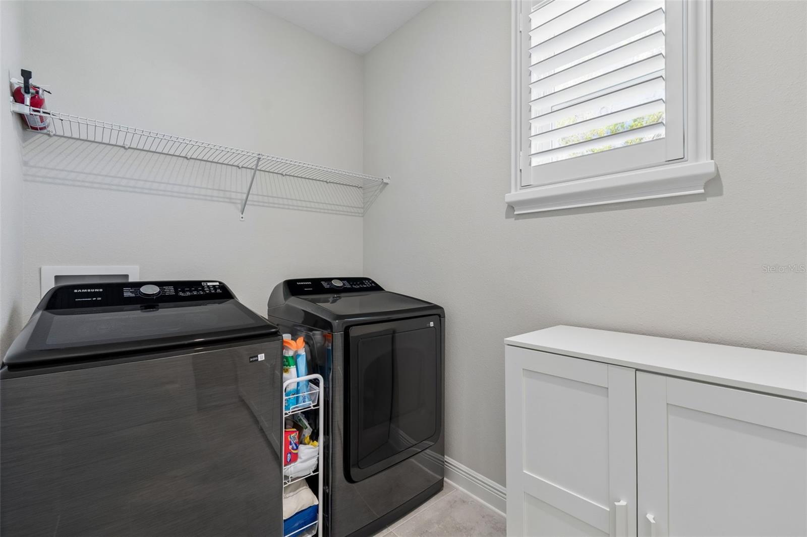 Image 38 of 61 For 3401 Pearl Ave