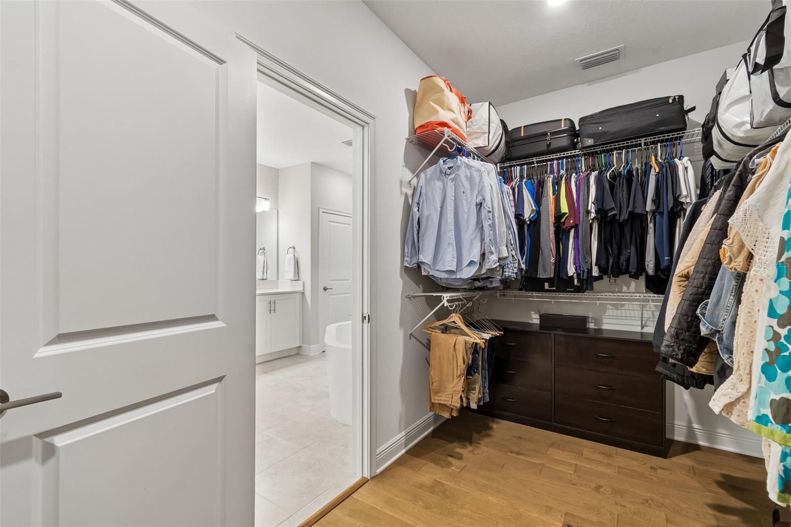 Image 52 of 61 For 3401 Pearl Ave