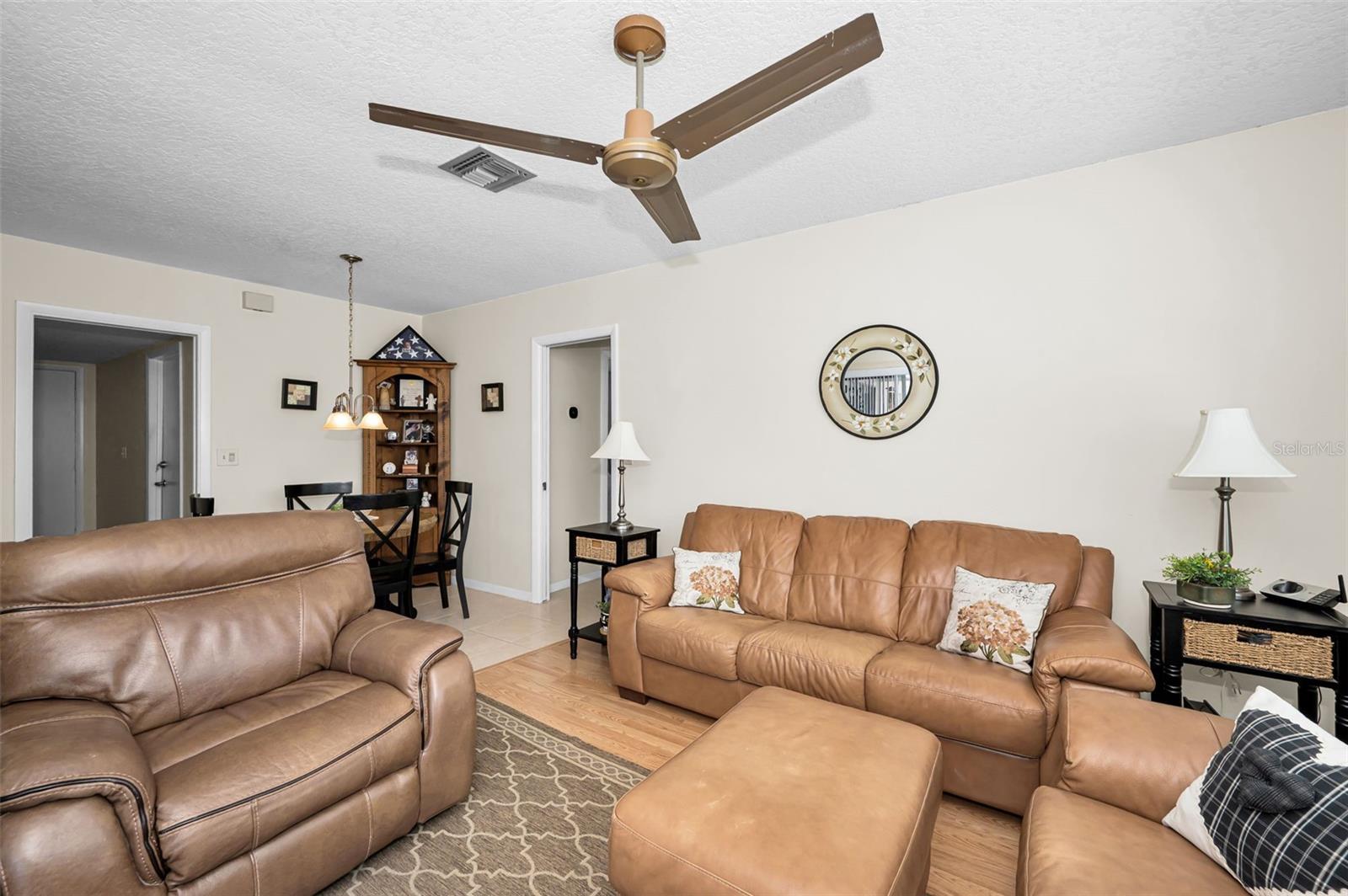 Image 10 of 46 For 2255 Wilshire Drive